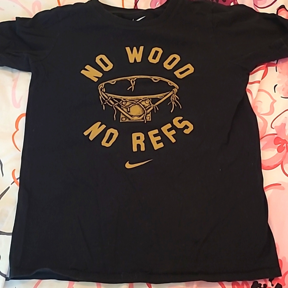 Boy's Nike Black Shirt Size Medium Basketball